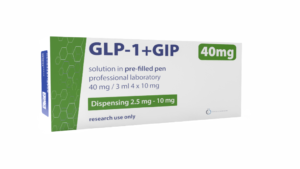 Biało zielone pudełko produktu peptydowego do zastosowań laboratoryjnych o nazwie GLP-1+GIP 40 MG PEN (Tirzepatyd 40 mg).